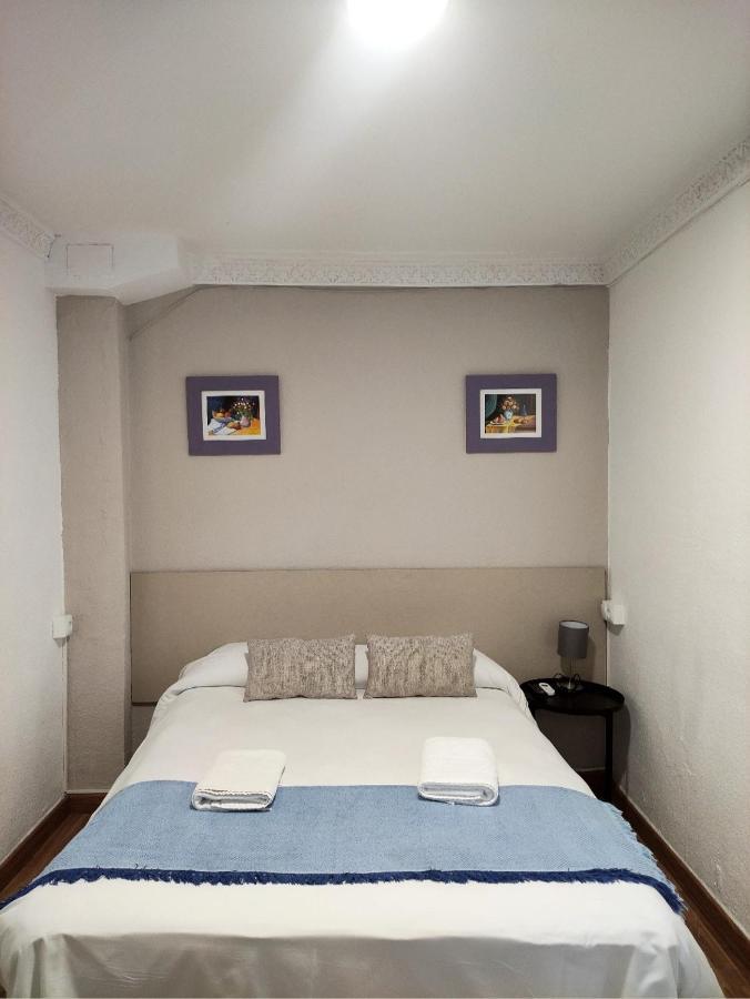 Pension Zacatin Granada Exterior photo